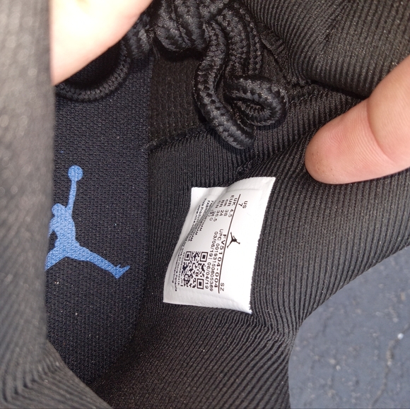 Air Jordan 11 Retro Low,  Space Jam - Picture 4 of 5